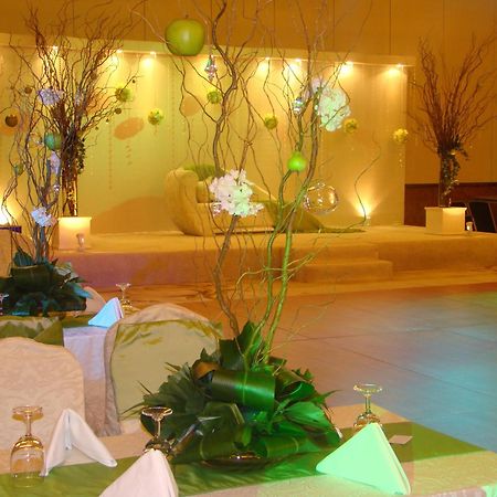 The Convention Center & Royal Suites Hotel Кувейт Экстерьер фото